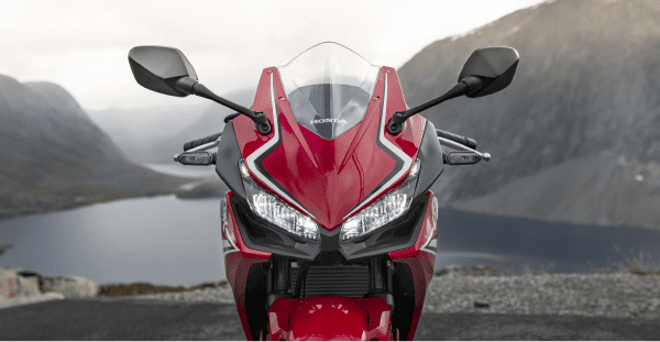 Honda CBR500R 2019 sử dụng hệ thống chiếu sáng LED