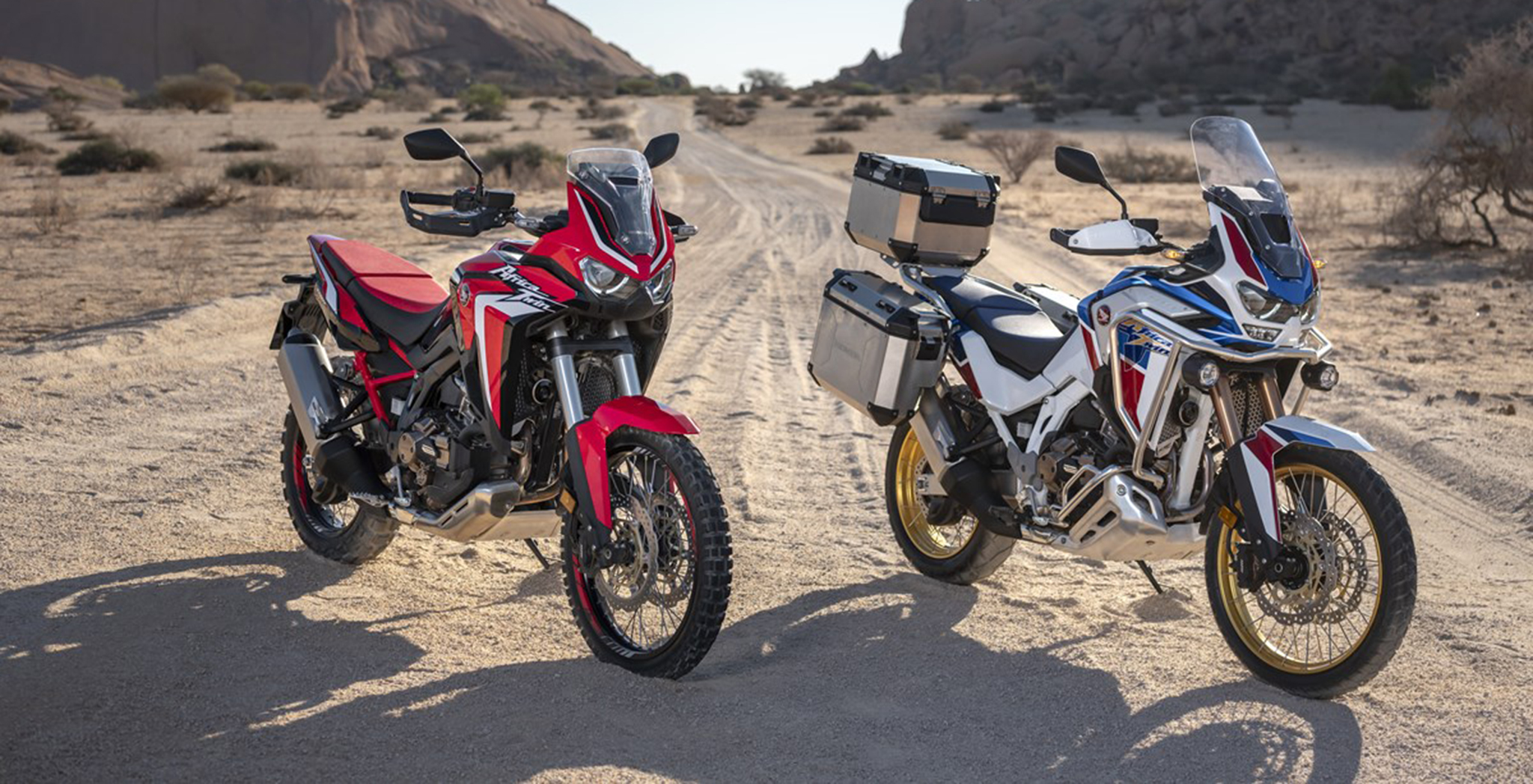 2020-honda-africa-twin-front-three-quarter-296e.jpg